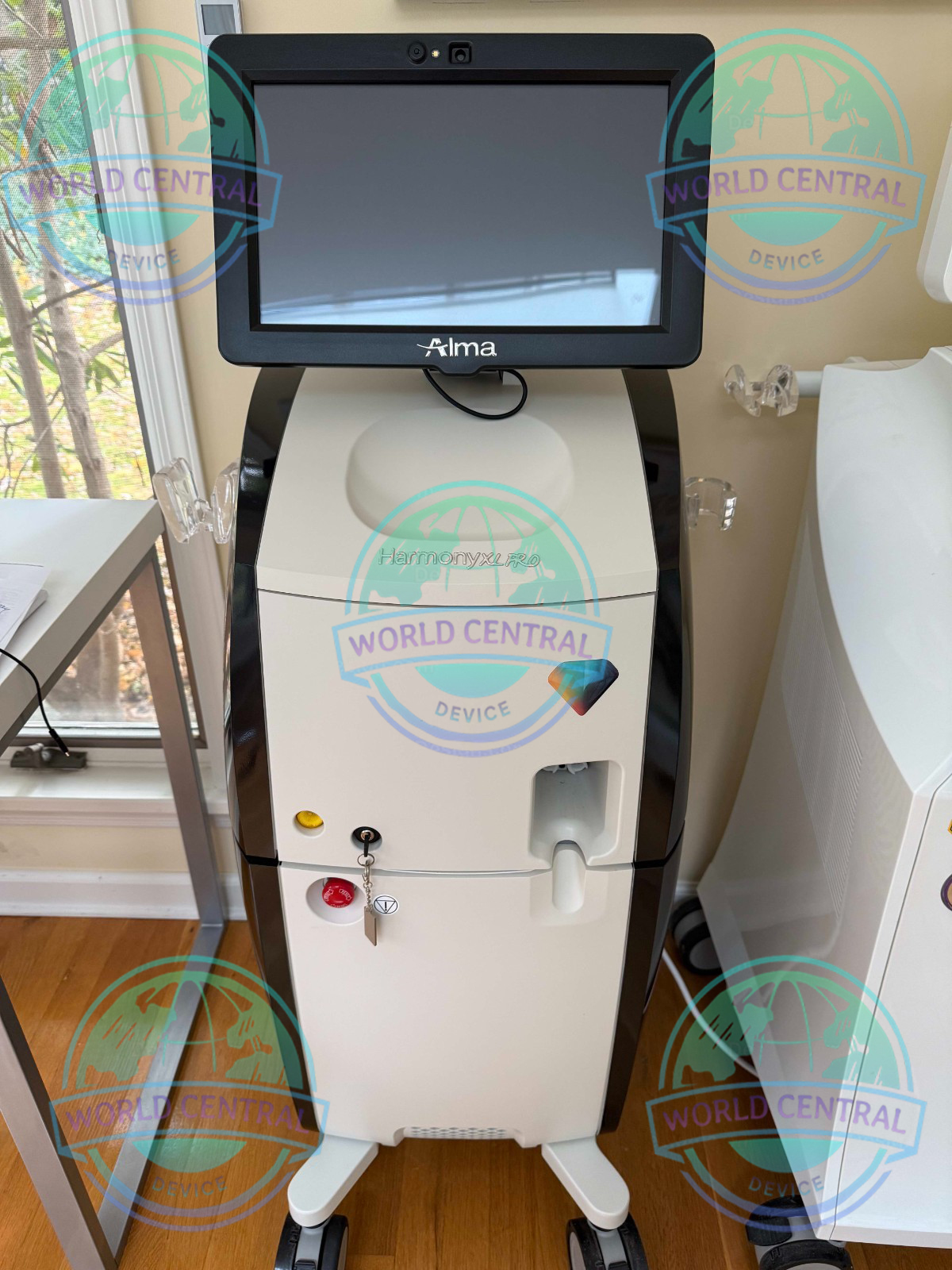 Alma Harmony XL Pro Laser Platform Alma Harmony XL Pro multi-application aesthetic laser treatment system with touchscreen interface.