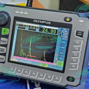 Technician using Olympus EPOCH 650 ultrasonic testing device in field inspection