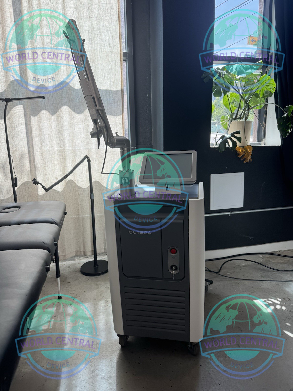 Enlighten III Picosecond Platform Cutera Enlighten III Picosecond Laser System