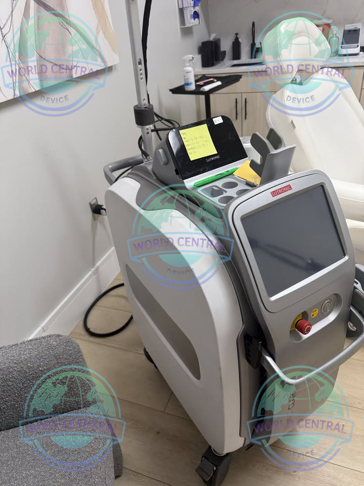 Cynosure Lutronic Clarity II Laser System Cynosure Lutronic Clarity II dual wavelength laser platform for hair removal and skin treatments