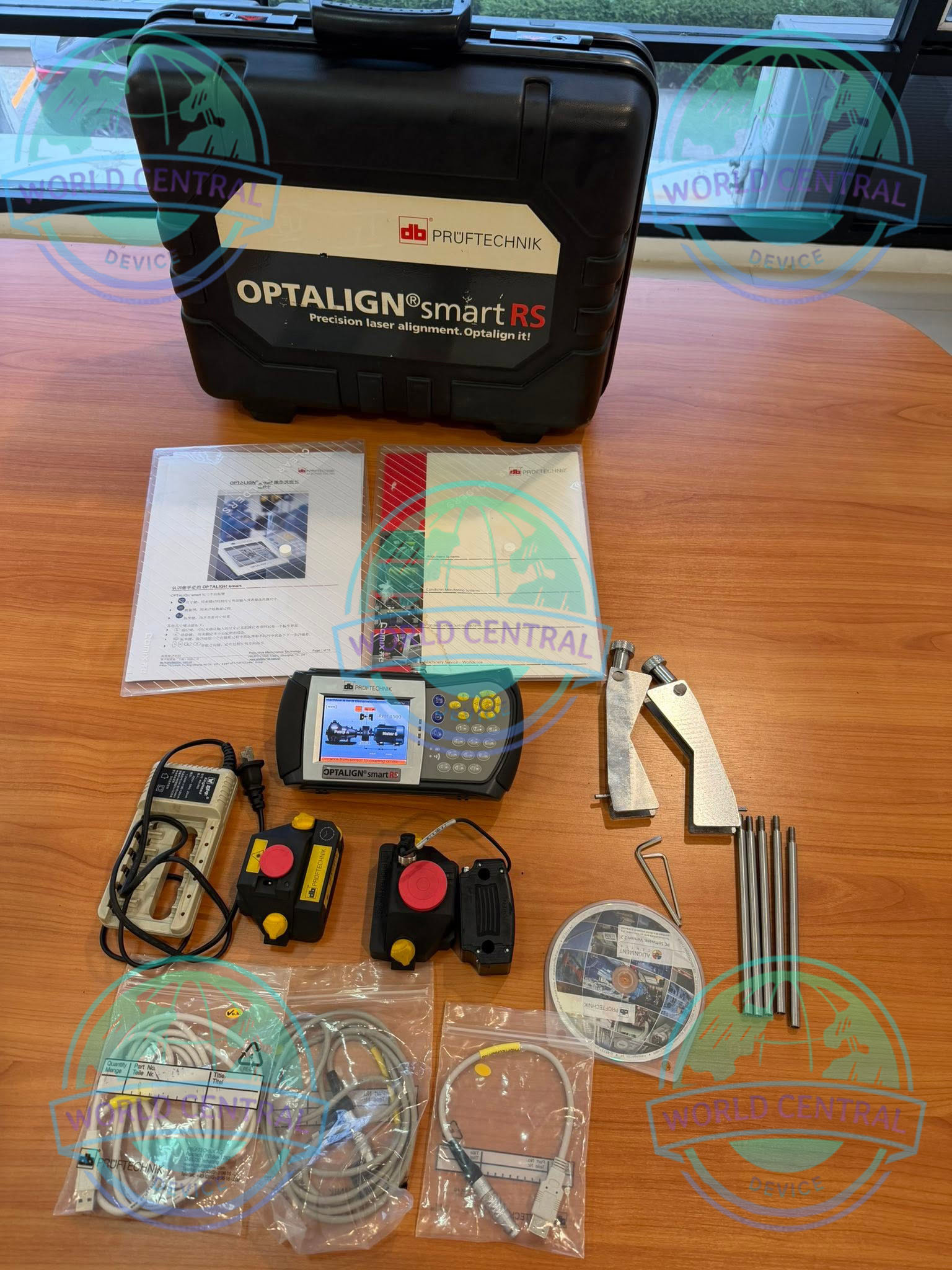 OPTALIGN Smart Pump Alignment OPTALIGN Smart aligning industrial motor and pump system