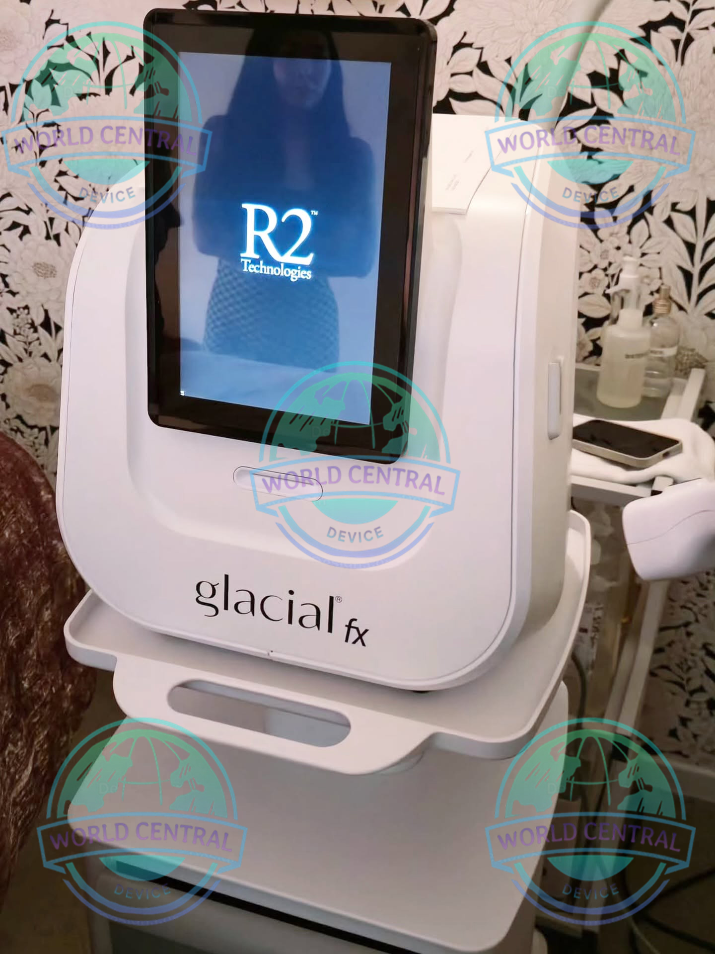 Precision Cooling Facial Therapy Glacial FX cooling facial treatment procedure