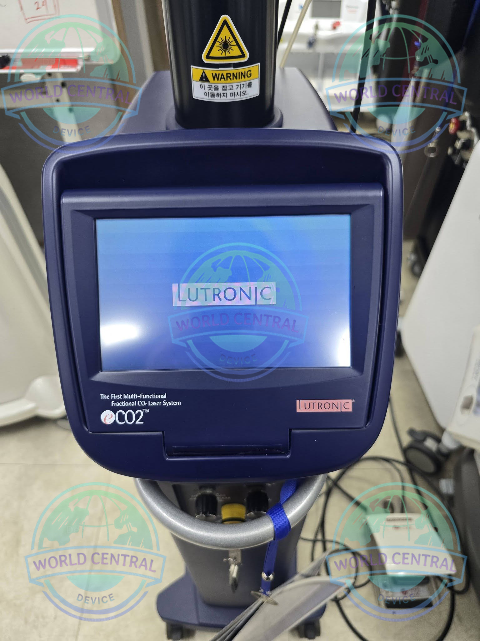 Wrinkle Reduction and Skin Renewal Anti-aging facial rejuvenation treatment with Lutronic eCO2