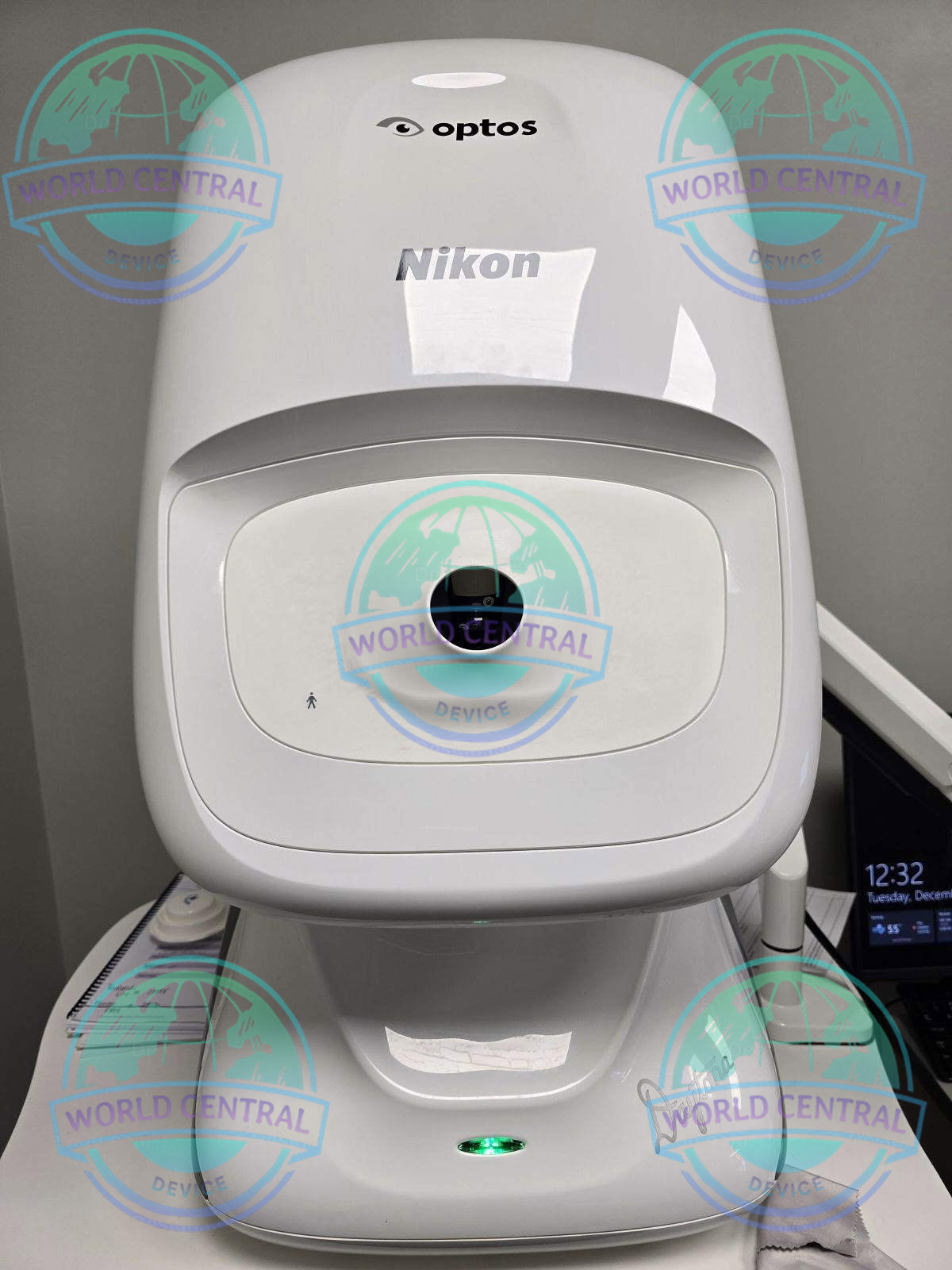 Optos Daytona Retinal Imaging System Optos Daytona Retinal Imaging System front view