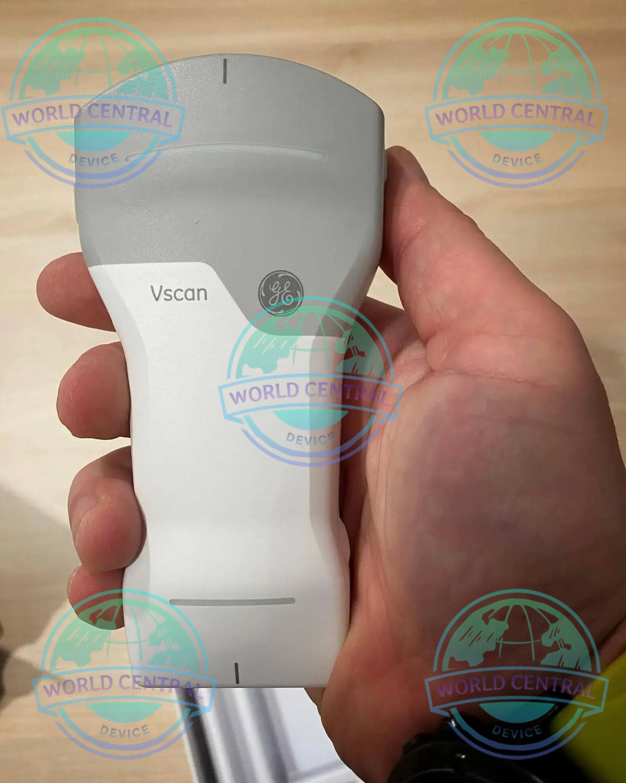 GE Vscan Air CL Mobile Ultrasound Solution GE Vscan Air CL connected to smartphone for wireless ultrasound scanning